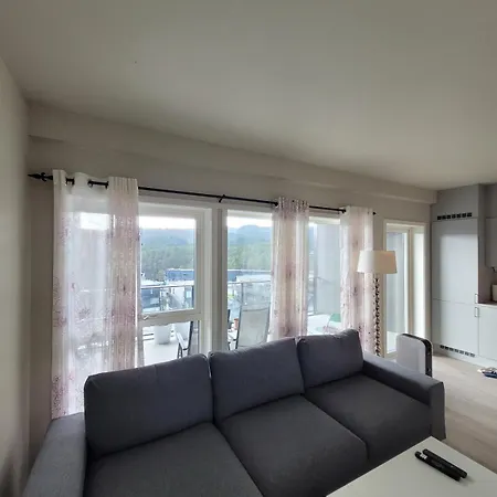 Modern In Bergen, Conveniently Located Near The Airport